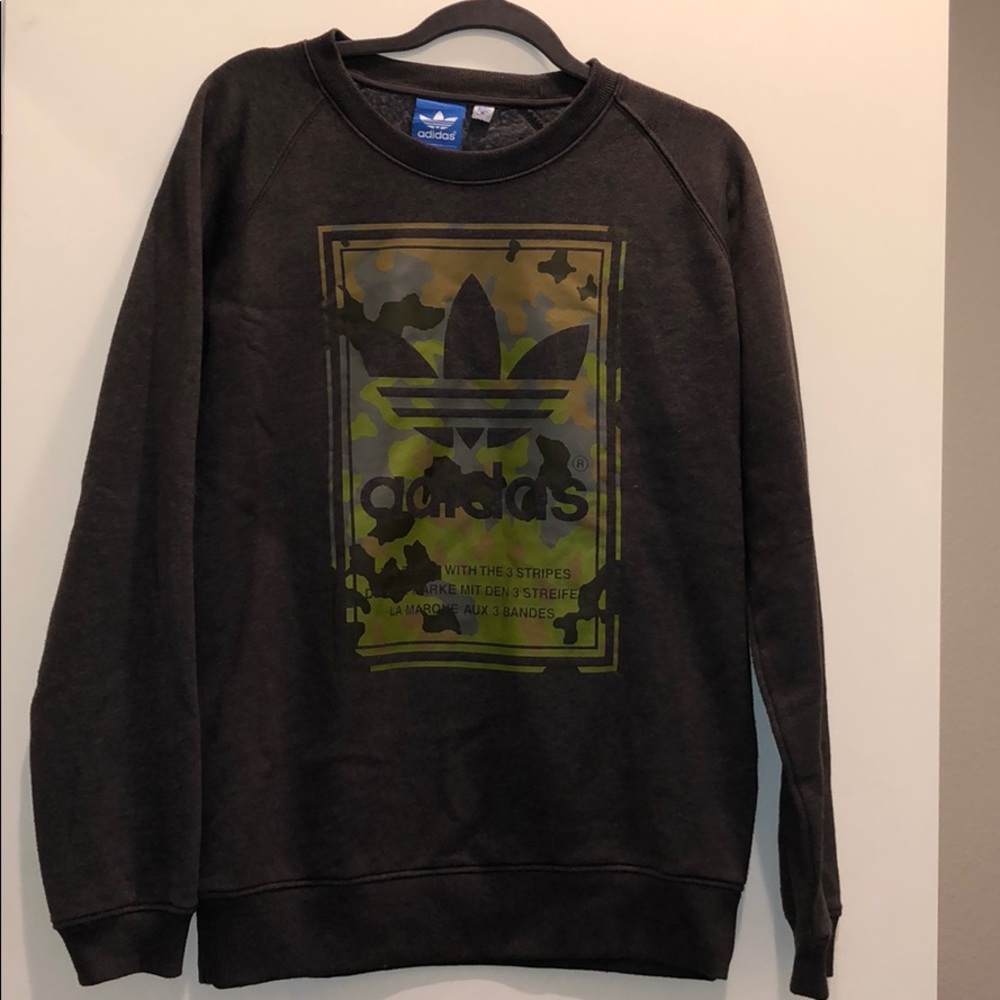Women’s Camo and Grey Crew Neck